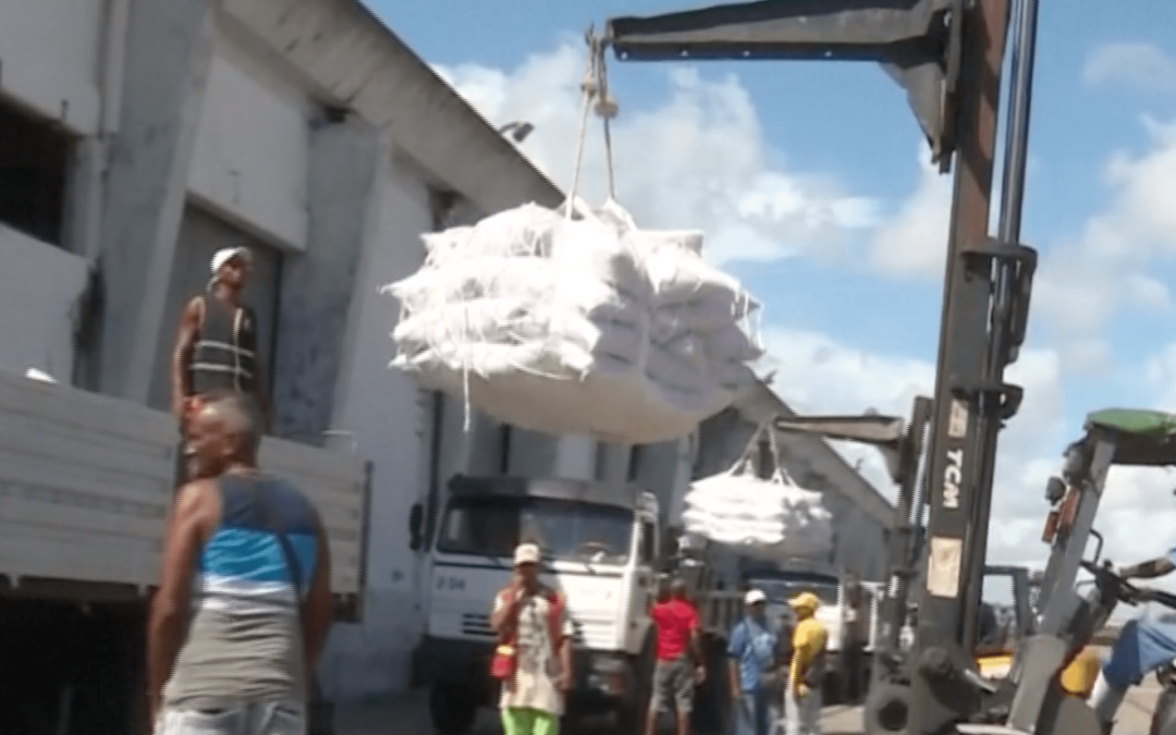 China sends aid to Cuba amid a harsh US blockade