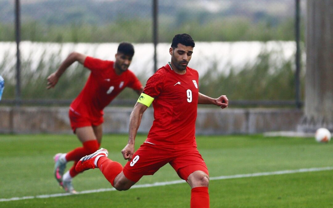 Trump backs FIFA letting Iran play at World Cup in US