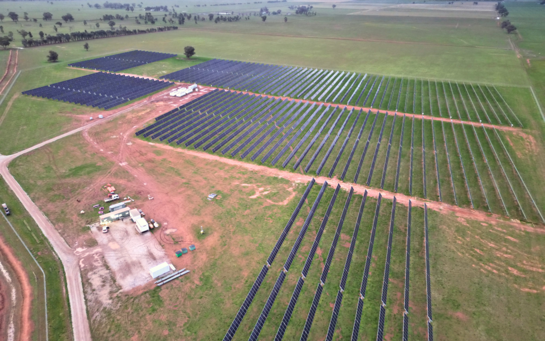 Community land trusts, gas continues to fall, carbon credits, NSW planning, green iron, home energy