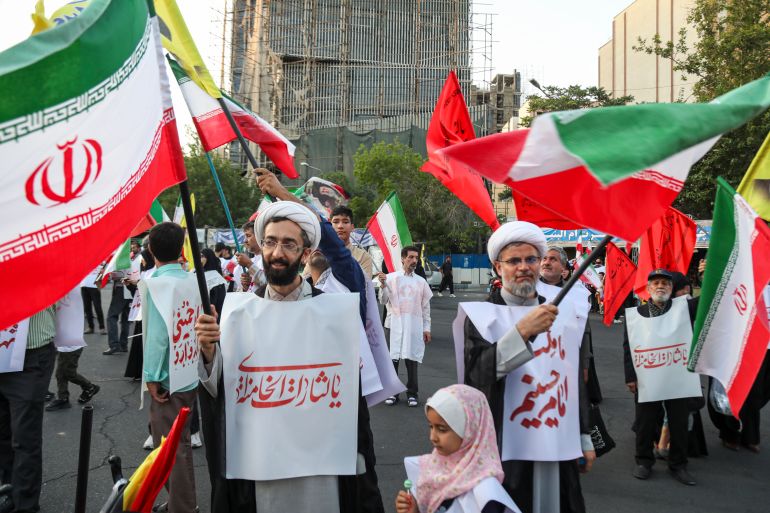 Anticipation, pushback in Iran as mediators work to finalise deal with US