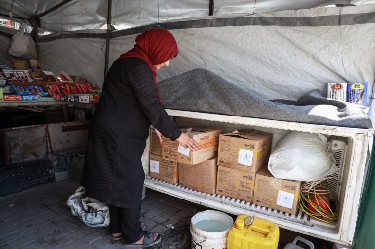 Life without refrigerators: Gaza residents fight heat and food spoilage