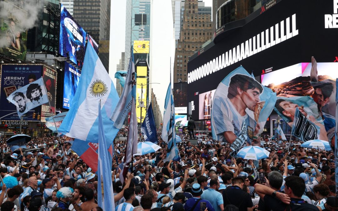 Argentina fans flood NYC’s Times Square before World Cup final
