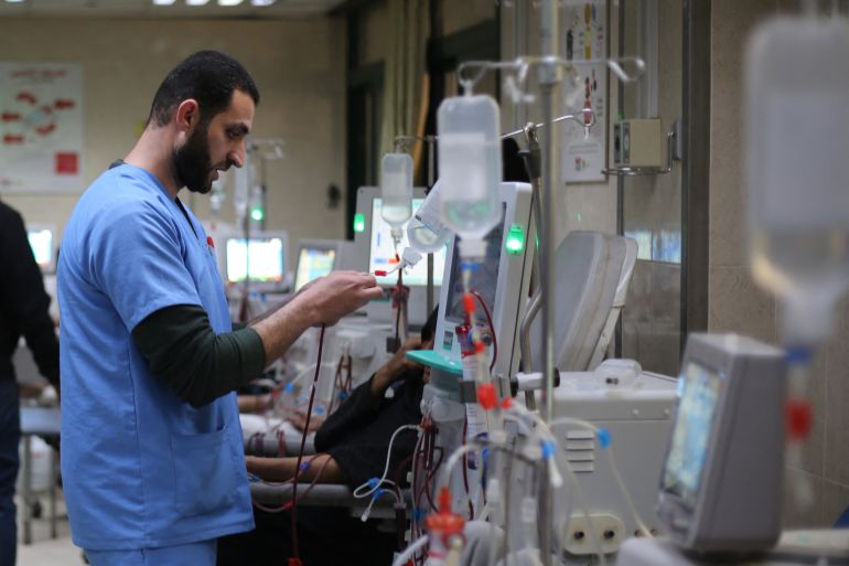 Power cuts plunge Gaza hospitals into darkness as Israel’s attacks persist