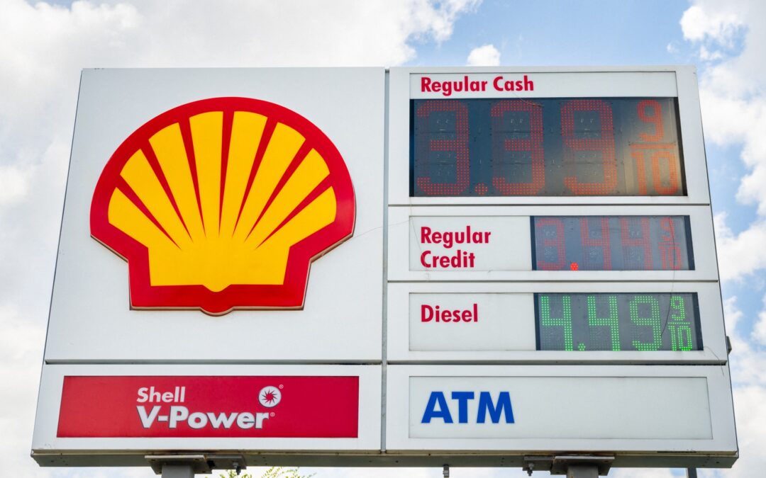 US consumer prices drop in June as energy costs tumble