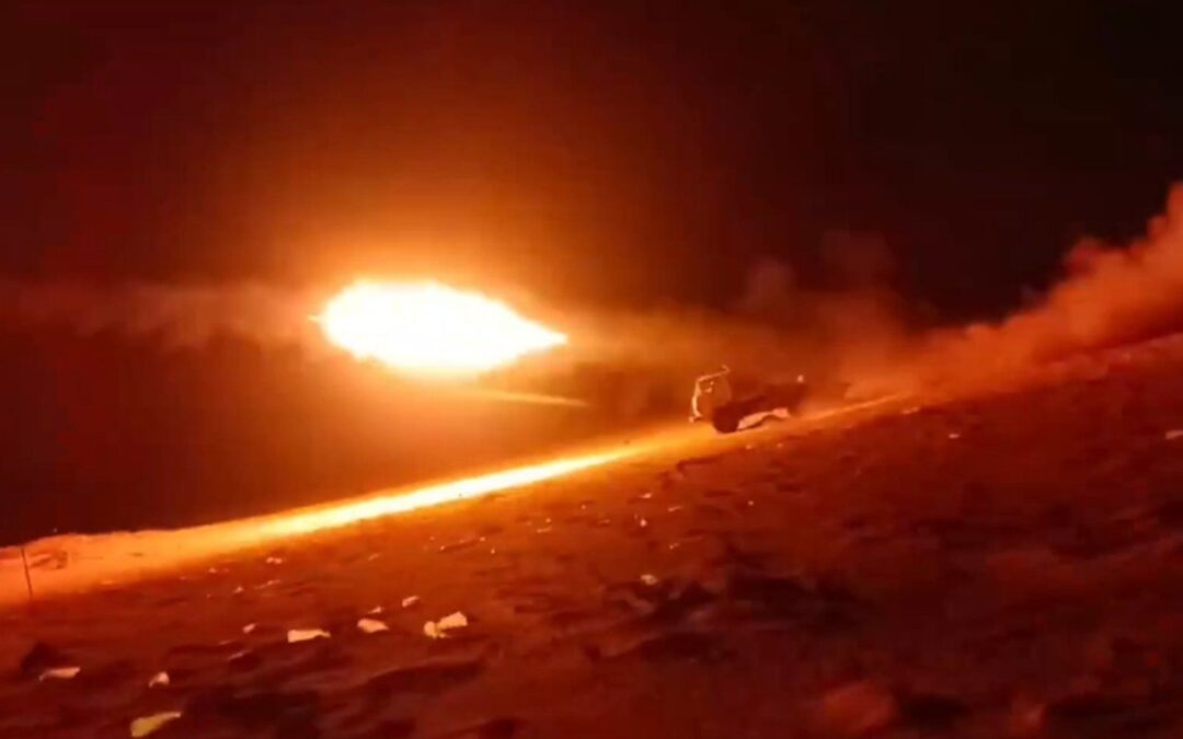 Yemeni government forces hit back after new Houthi offensive