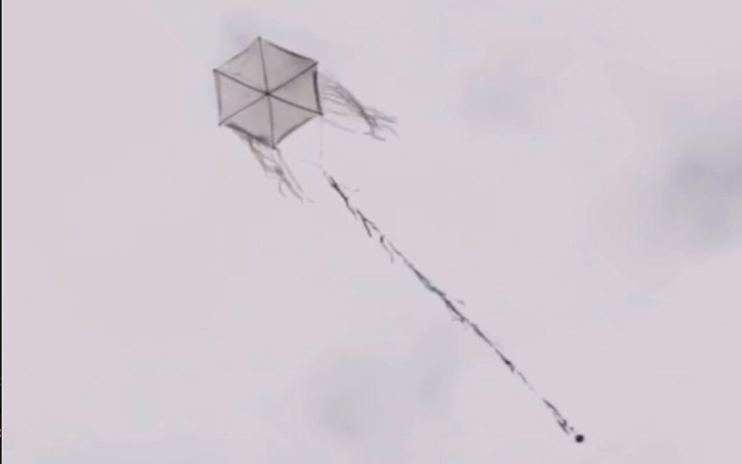 Israel threatens attacks in Gaza over children’s kites