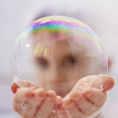 Can you ride the AI bubble without overpaying?