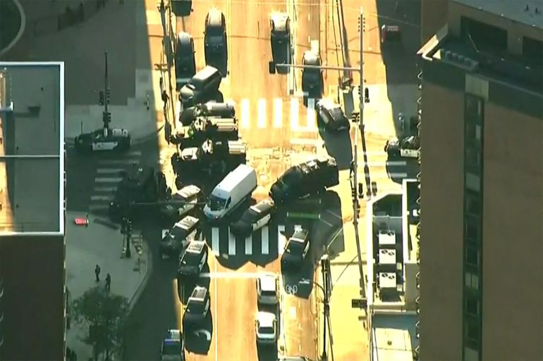 Minneapolis shooting kills two, wounds three police officers