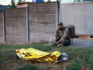 Trump calls on Zelenskyy to ‘settle with Putin’ as new strikes kill 10