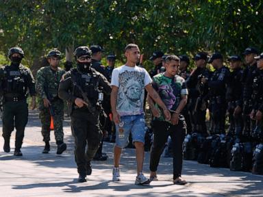 Colombia’s president sends troops to a Caribbean city after an outburst of violence
