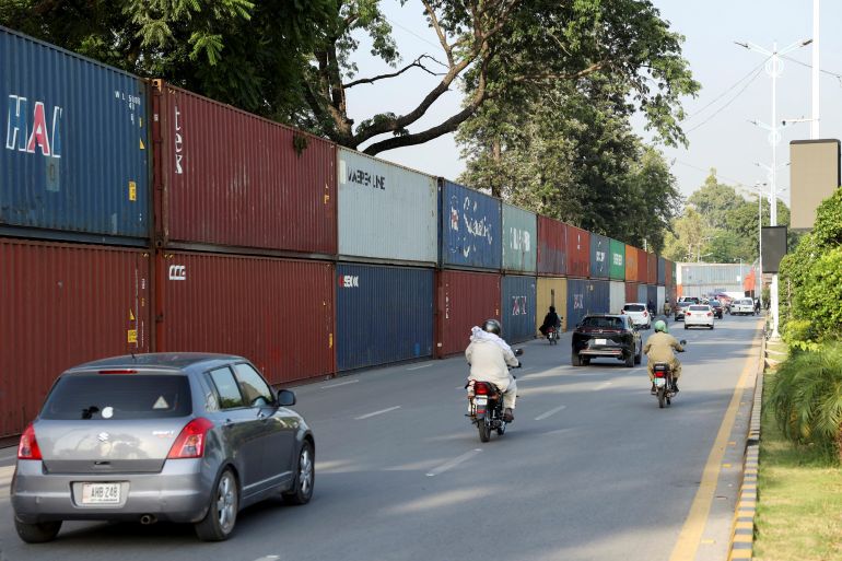 Pro-Imran Khan mass rally launched after Pakistan government talks fail