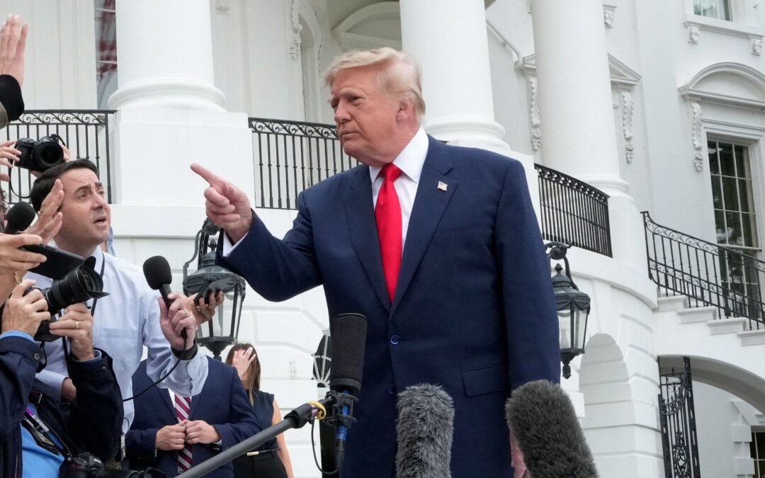 Trump calls for new president in Ukraine